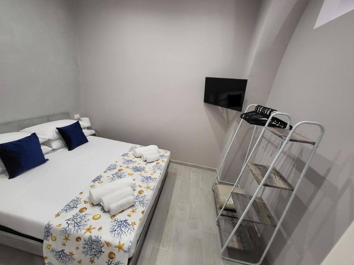 Casa Vacanze Manthy Posizione Centrale Bari Ngoại thất bức ảnh