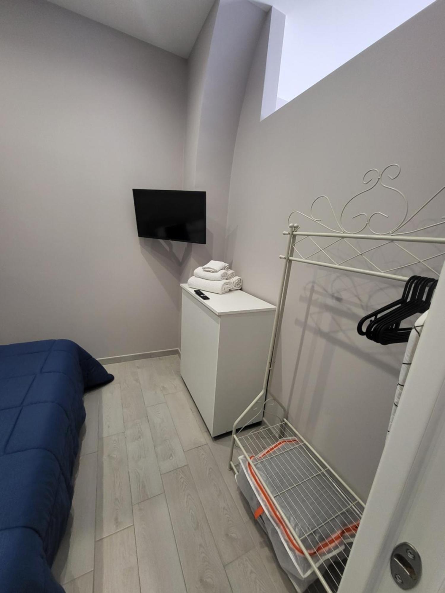 Casa Vacanze Manthy Posizione Centrale Bari Ngoại thất bức ảnh